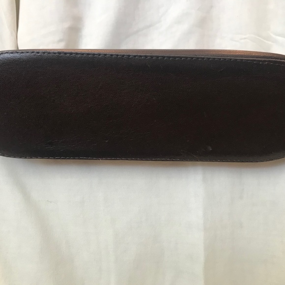 Red Suede with leather trim tote/shoulder bag - Picture 4 of 6